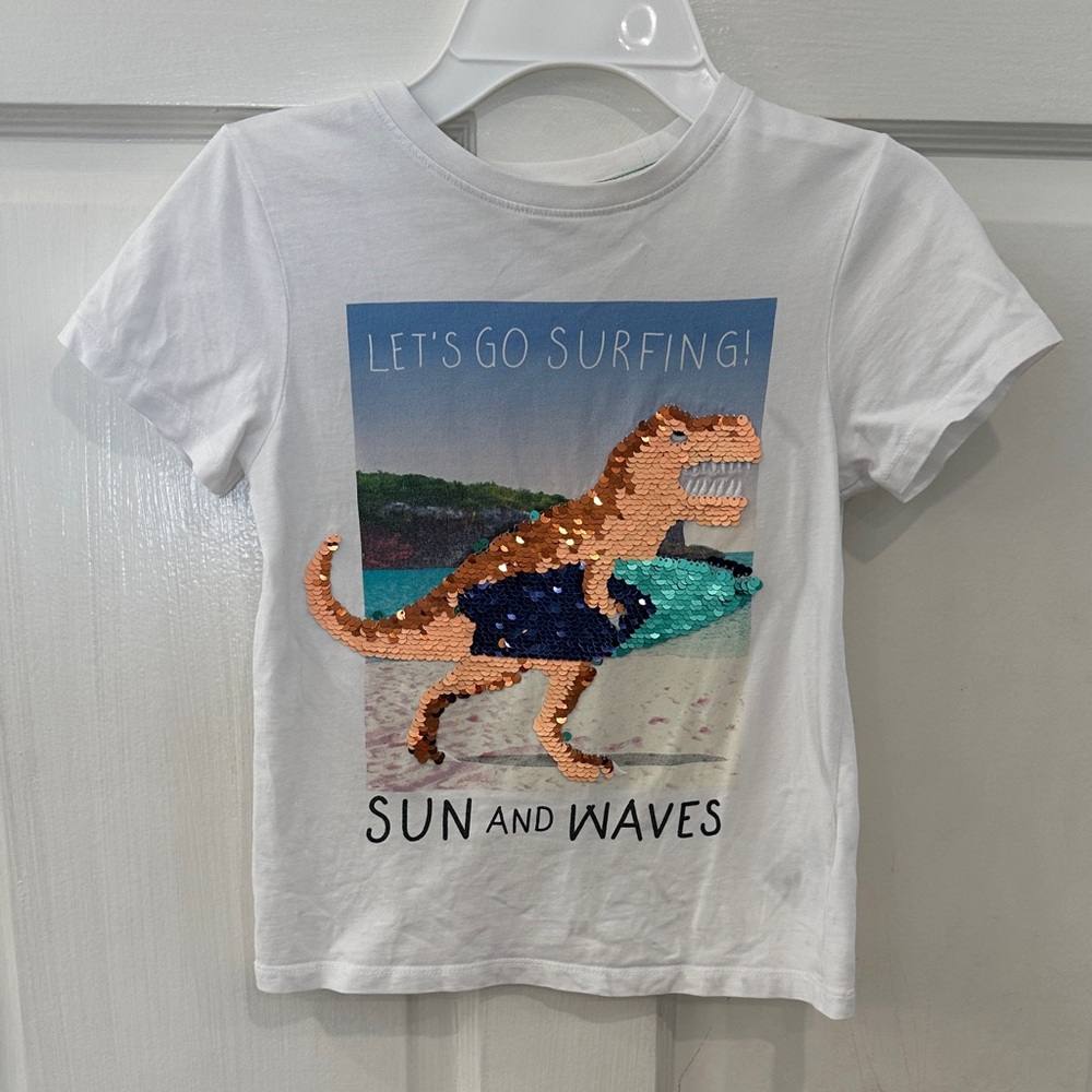 H&M White T-Shirt with Sequin Dinosaur Size 4-6